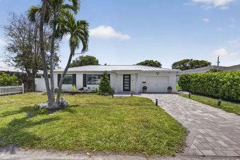 326 Alhambra Place West Palm Beach FL 33405