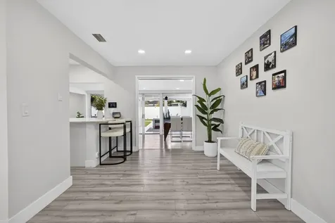 326 Alhambra Place West Palm Beach FL 33405