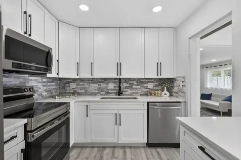 326 Alhambra Place West Palm Beach FL 33405