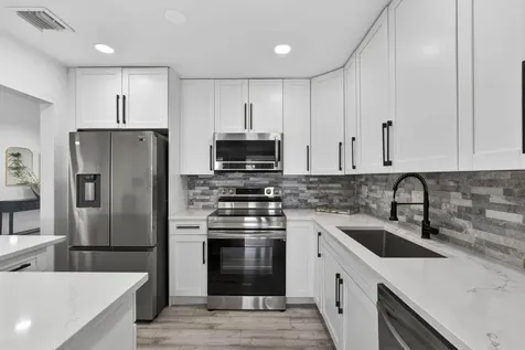 326 Alhambra Place West Palm Beach FL 33405