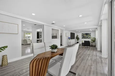 326 Alhambra Place West Palm Beach FL 33405