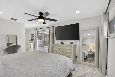 326 Alhambra Place West Palm Beach FL 33405