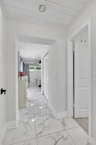 326 Alhambra Place West Palm Beach FL 33405