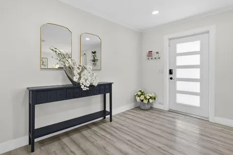 326 Alhambra Place West Palm Beach FL 33405