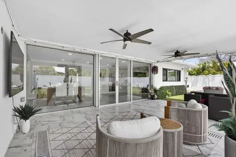 326 Alhambra Place West Palm Beach FL 33405