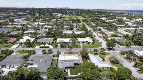 326 Alhambra Place West Palm Beach FL 33405