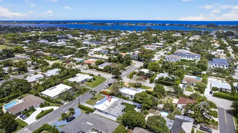 326 Alhambra Place West Palm Beach FL 33405