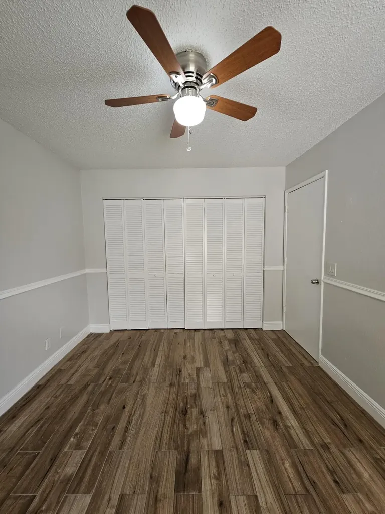 1401 Windorah Way West Palm Beach FL 33411