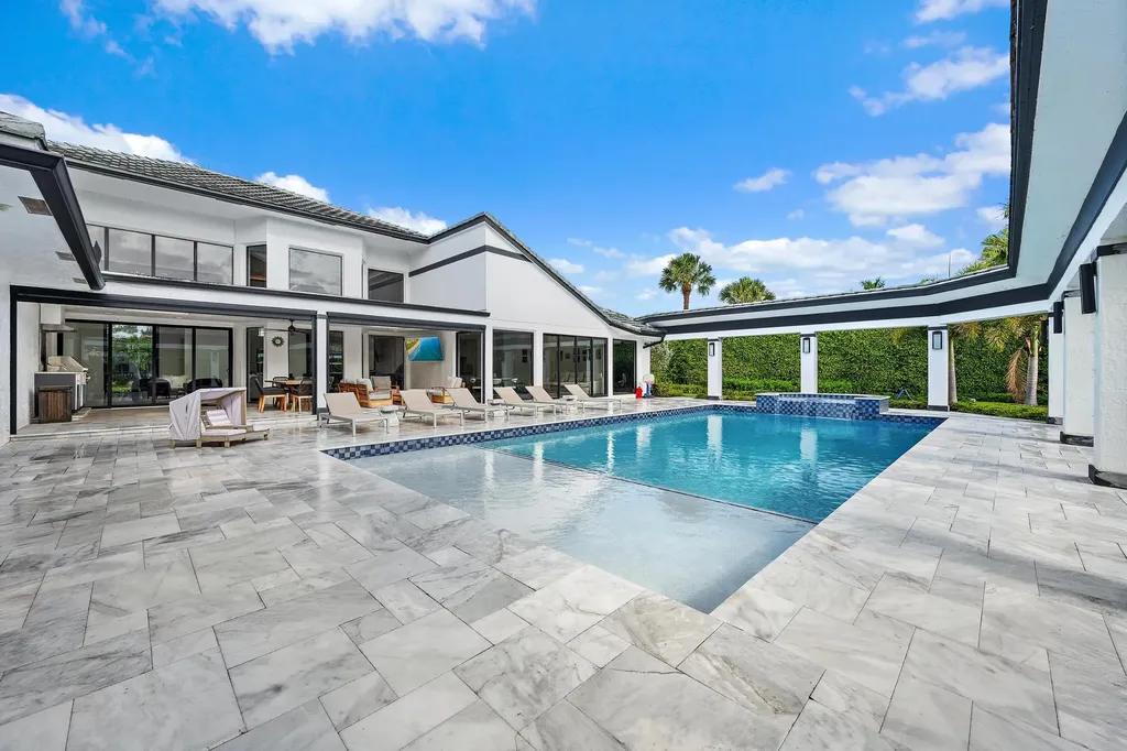 13220 Sabal Chase Palm Beach Gardens FL 33418