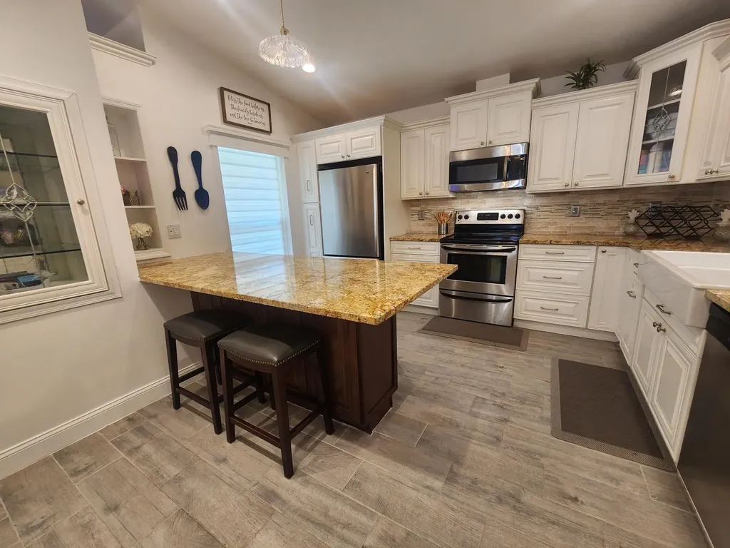 250 E Riverbend Drive Sunrise FL 33326