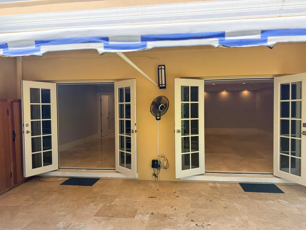 225 Everglade Avenue Palm Beach FL 33480