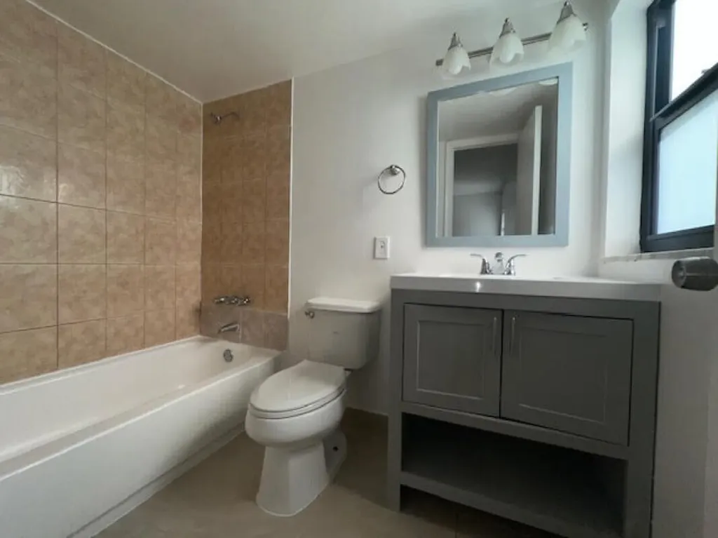 889 Riverside Drive Fort Lauderdale FL 33312