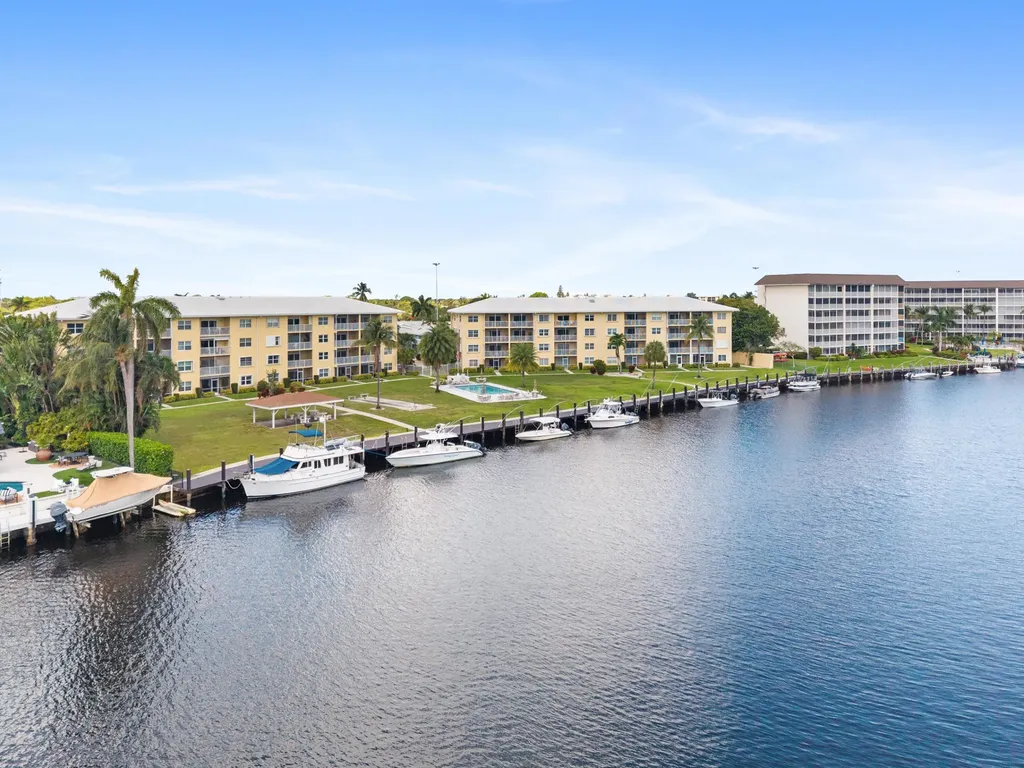 330 N Federal Highway Deerfield Beach FL 33441