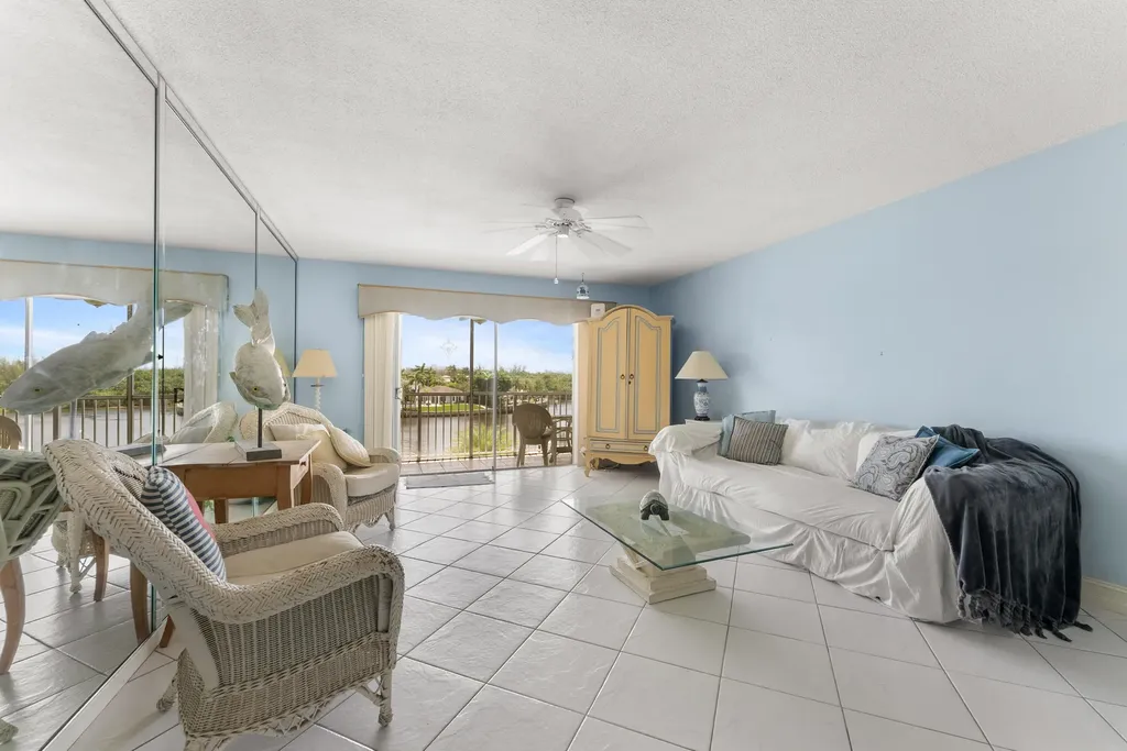 330 N Federal Highway Deerfield Beach FL 33441