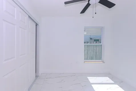 5815 S 38th Street Greenacres FL 33463