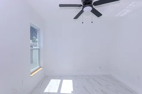 5815 S 38th Street Greenacres FL 33463