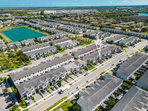 2648 SE 12th Street Homestead FL 33035