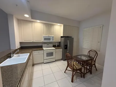 11 W Harbour Isle Drive W Fort Pierce FL 34949