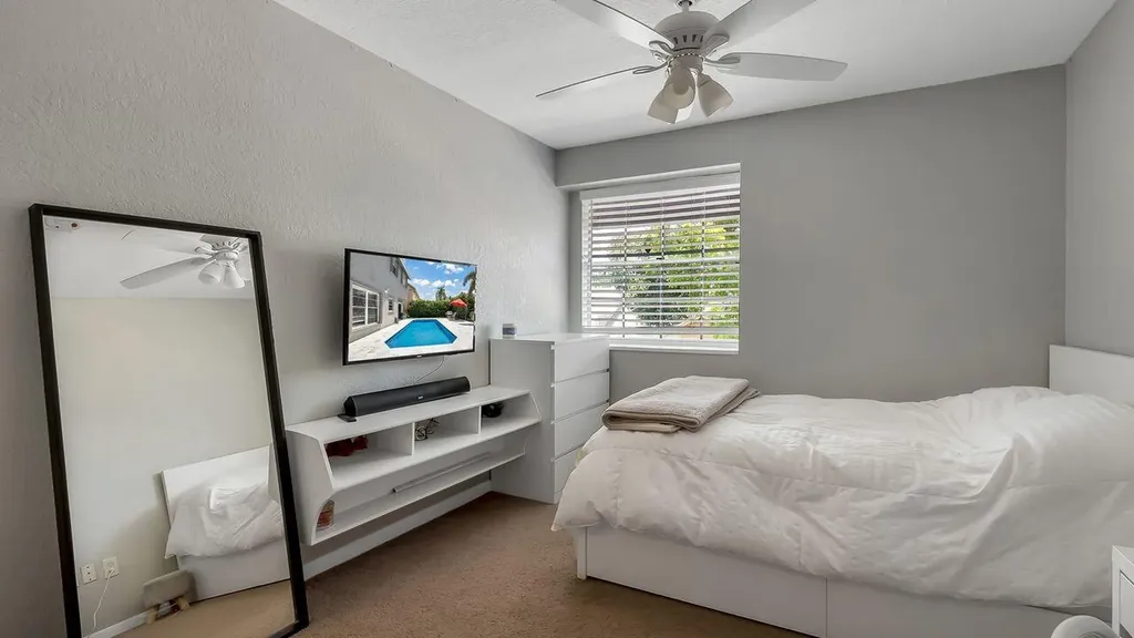12252 NW 32nd Manor Sunrise FL 33323