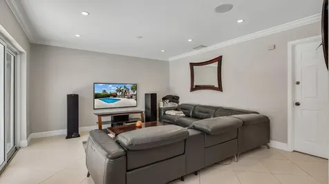 12252 NW 32nd Manor Sunrise FL 33323