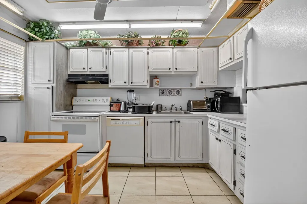 3001 Linton Boulevard Delray Beach FL 33445