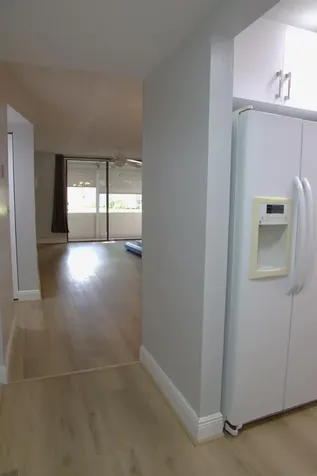 2851 Somerset Drive Lauderdale Lakes FL 33311