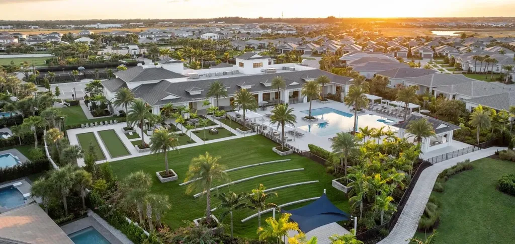 10118 Driftwood Way Palm Beach Gardens FL 33412