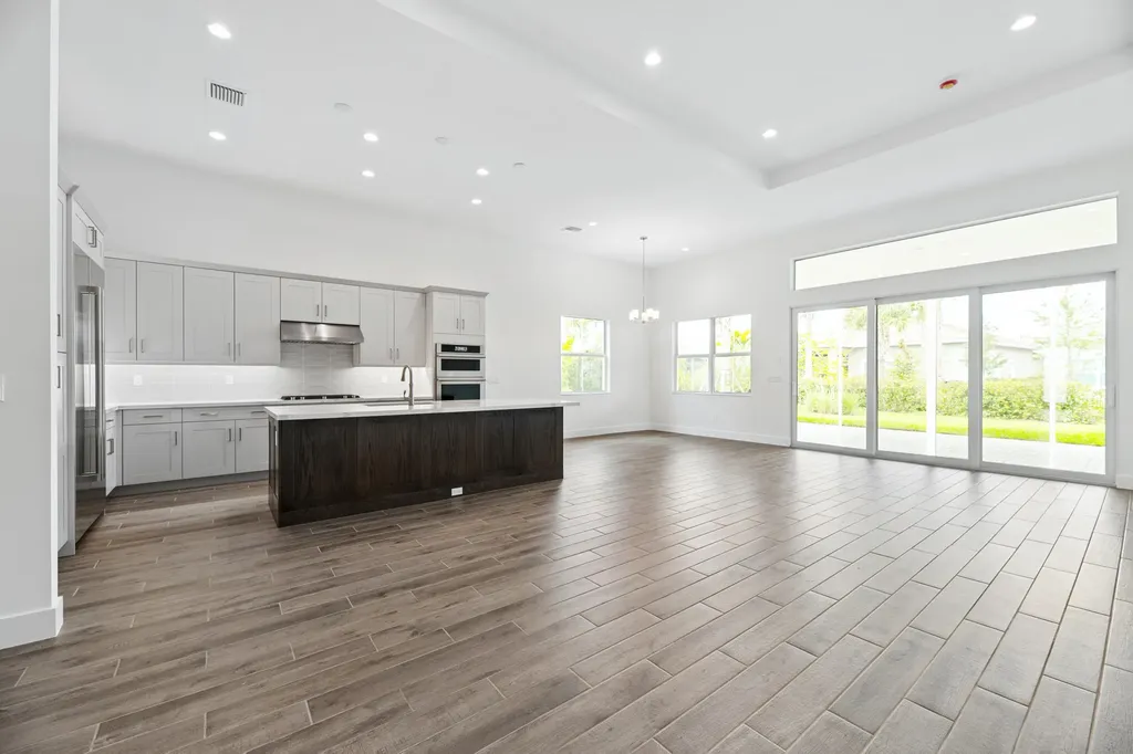 10118 Driftwood Way Palm Beach Gardens FL 33412