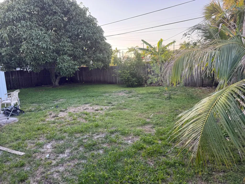 4973 Pineaire Lane West Palm Beach FL 33417