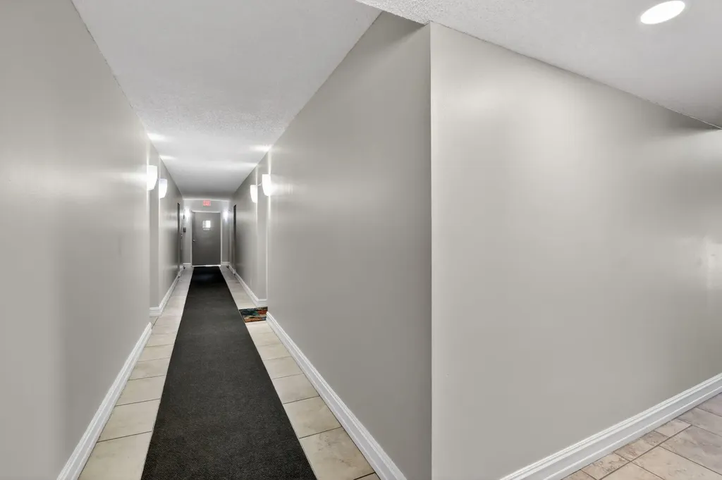 9101 Jacaranda Lane Plantation FL 33324