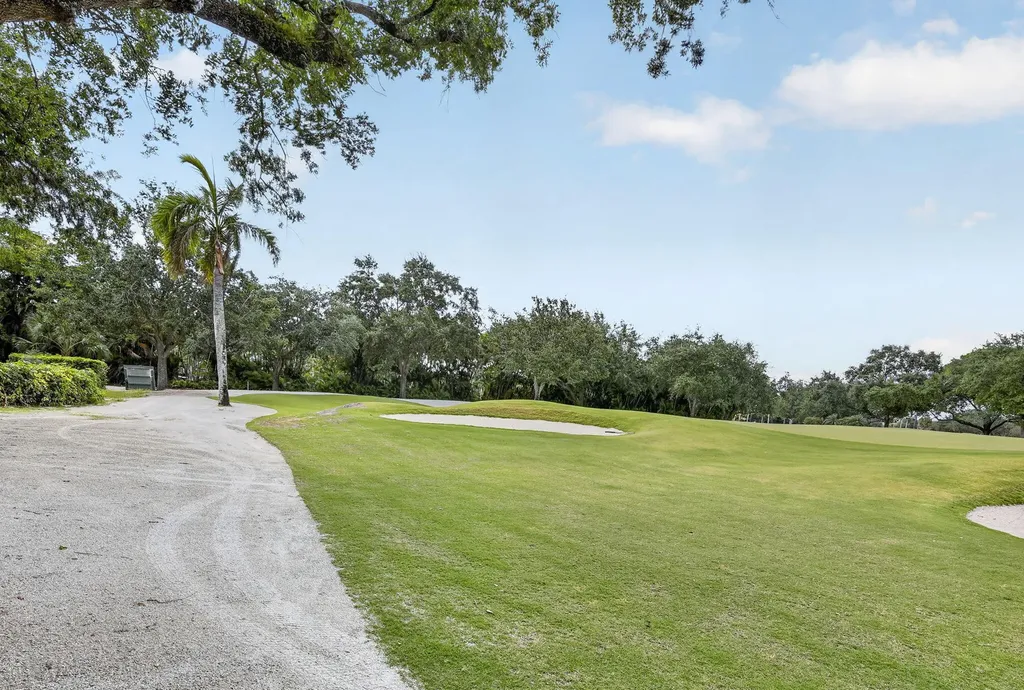 9101 Jacaranda Lane Plantation FL 33324