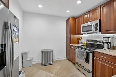9101 Jacaranda Lane Plantation FL 33324
