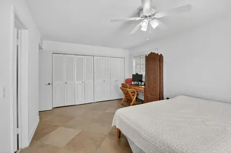 9101 Jacaranda Lane Plantation FL 33324