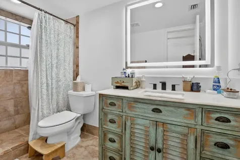9101 Jacaranda Lane Plantation FL 33324