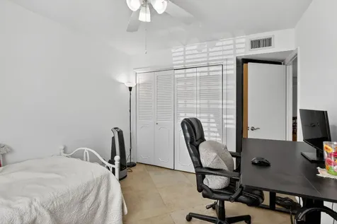 9101 Jacaranda Lane Plantation FL 33324