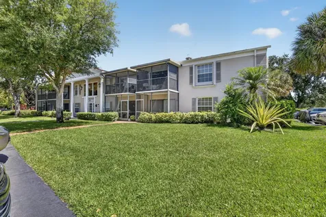 9101 Jacaranda Lane Plantation FL 33324