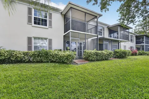 9101 Jacaranda Lane Plantation FL 33324