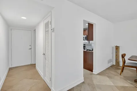 9101 Jacaranda Lane Plantation FL 33324