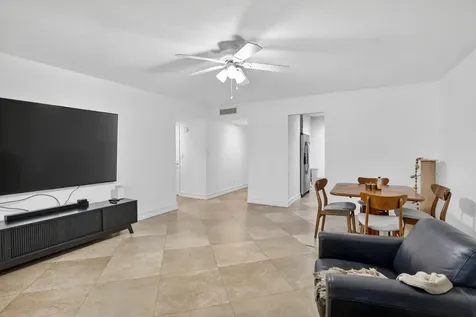 9101 Jacaranda Lane Plantation FL 33324
