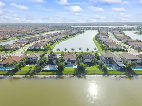 8685 Parkland Bay Drive Parkland FL 33076