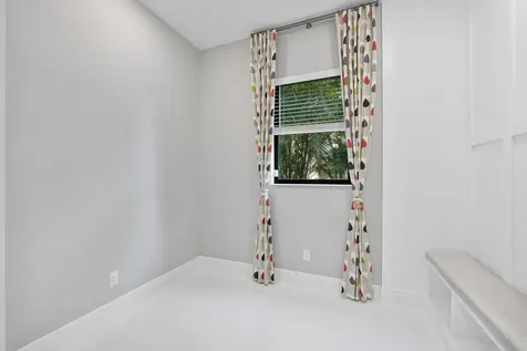 8685 Parkland Bay Drive Parkland FL 33076