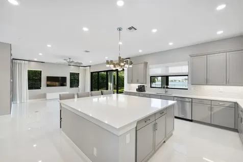 8685 Parkland Bay Drive Parkland FL 33076