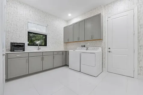 8685 Parkland Bay Drive Parkland FL 33076