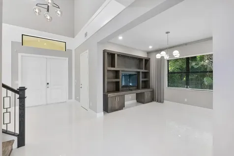 8685 Parkland Bay Drive Parkland FL 33076