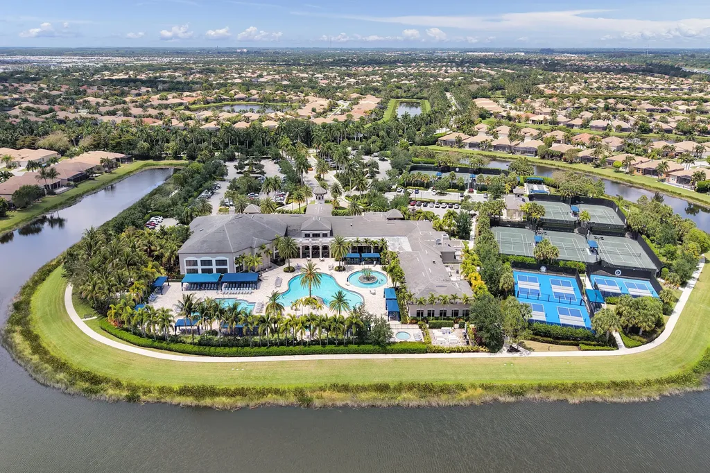 8703 Carmel Mountain Way Boynton Beach FL 33473