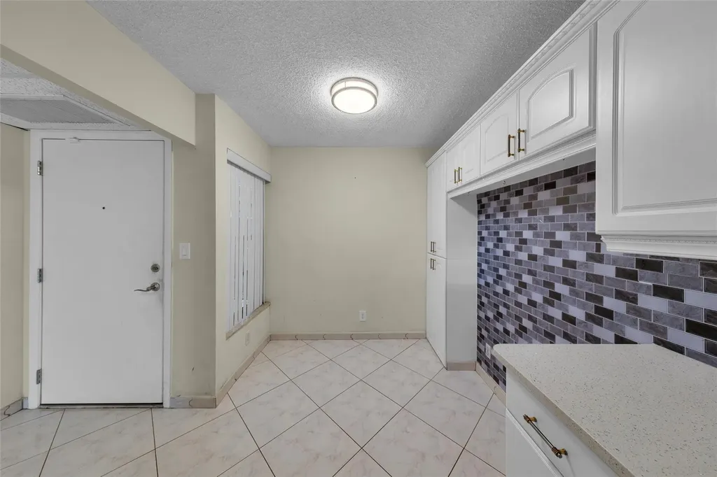 7 Royal Palm Way Boca Raton FL 33432