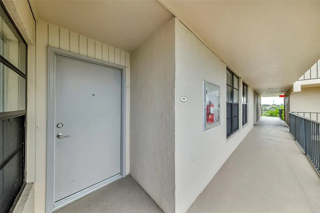 7 Royal Palm Way Boca Raton FL 33432