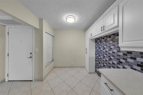 7 Royal Palm Way Boca Raton FL 33432