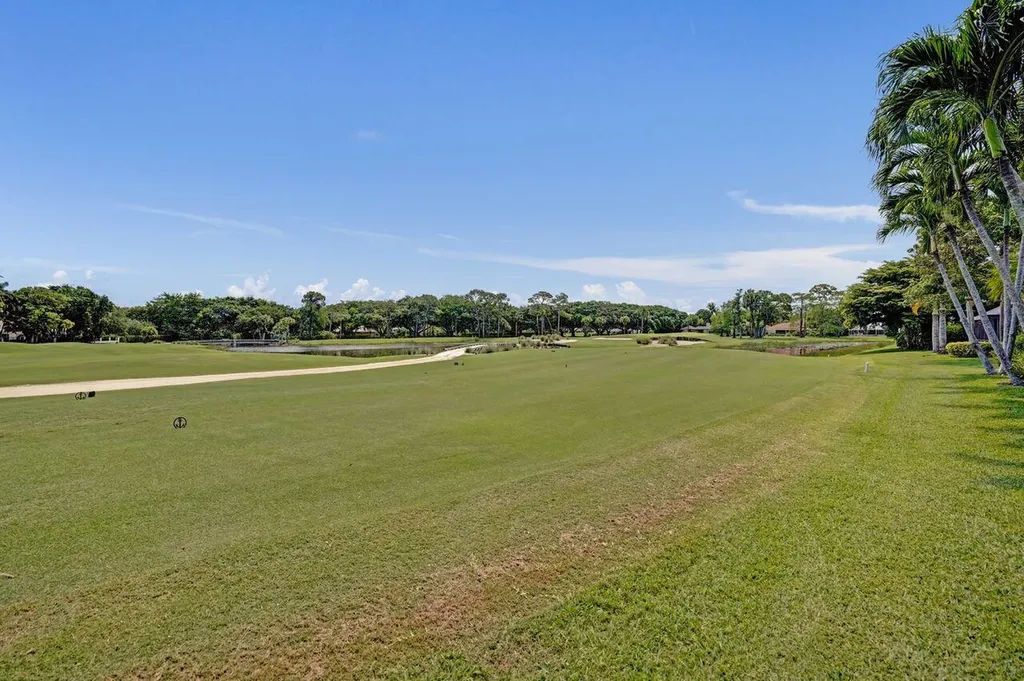 7 Marlwood Lane Palm Beach Gardens FL 33418
