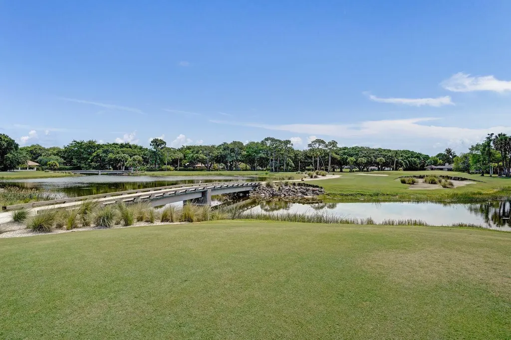 7 Marlwood Lane Palm Beach Gardens FL 33418